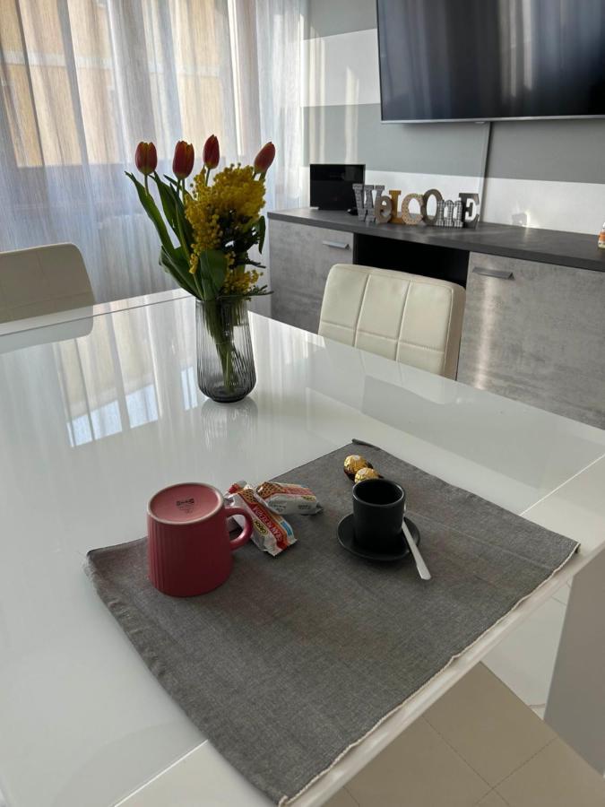 Apartamento Marconi67 Desenzano del Garda Exterior foto